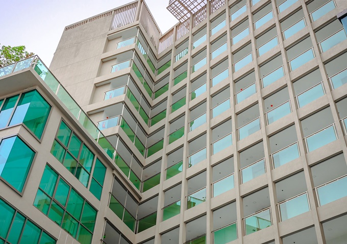 the clound exterior1 1